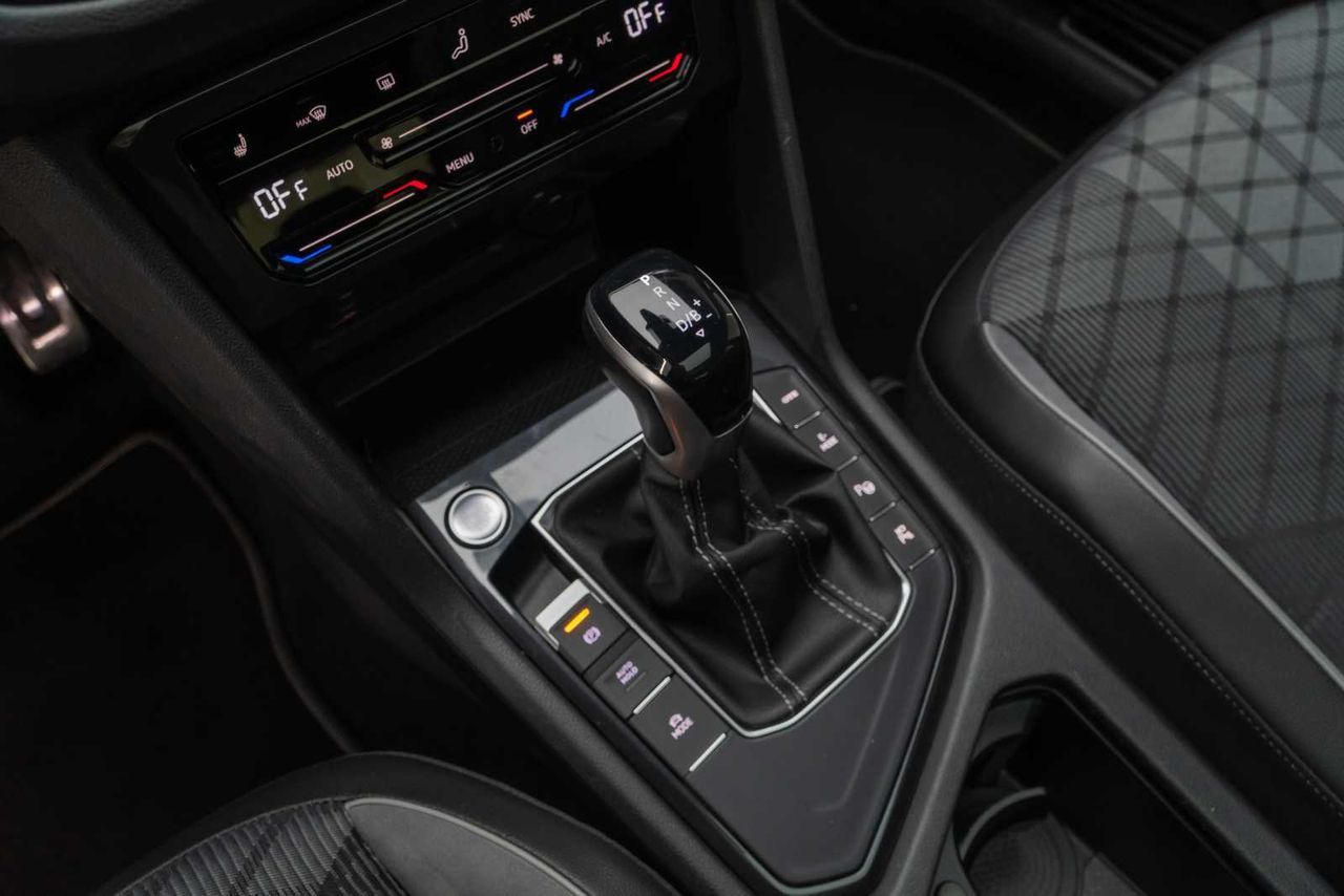 Volkswagen Tiguan R-Line 1.4 TSI eHybrid 180kW (245CV) DSG - Foto 17