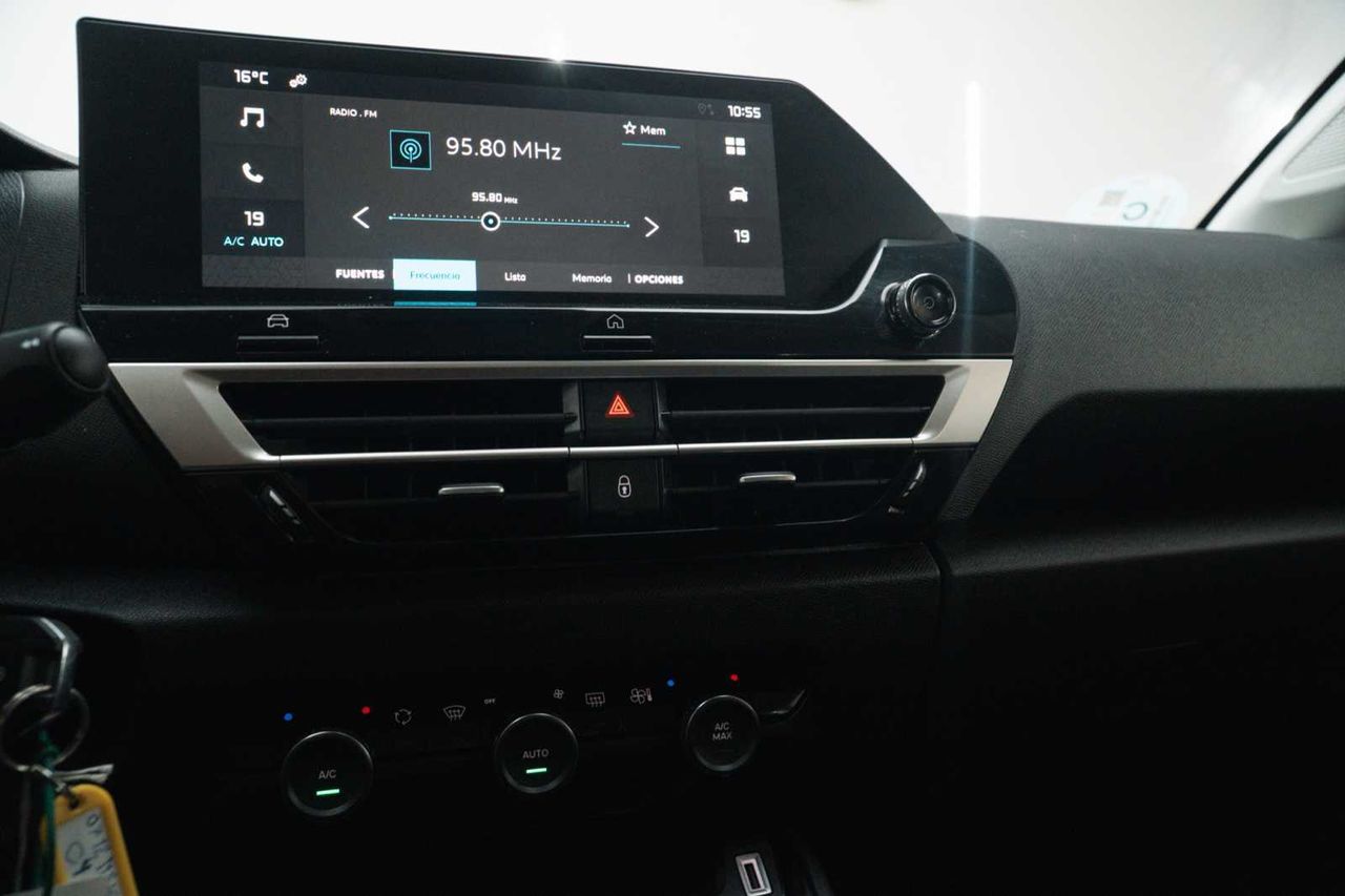 Citroën C4 PureTech 130 S&S 6v Plus  - Foto 22