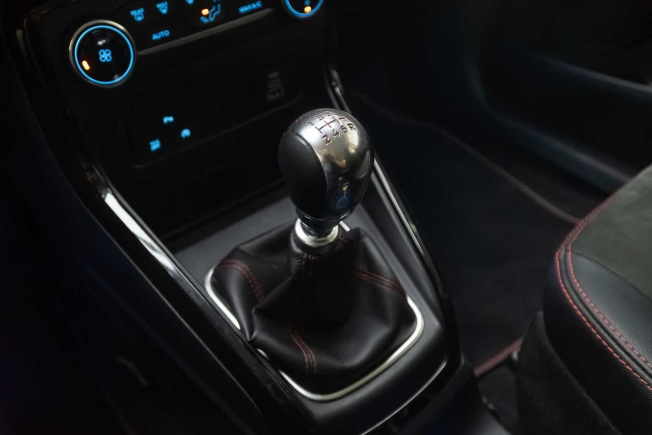 Ford Ecosport 1.0T EcoBoost 92kW (125CV) S&S ST Line - Foto 19