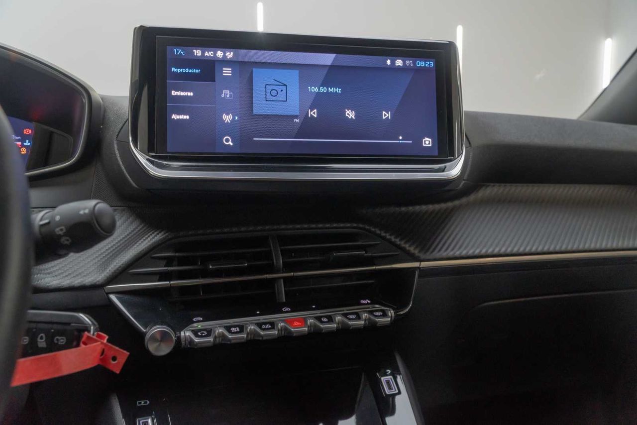 Peugeot 2008 Allure Gasolina 100 S&S 6 Vel. MAN - Foto 13