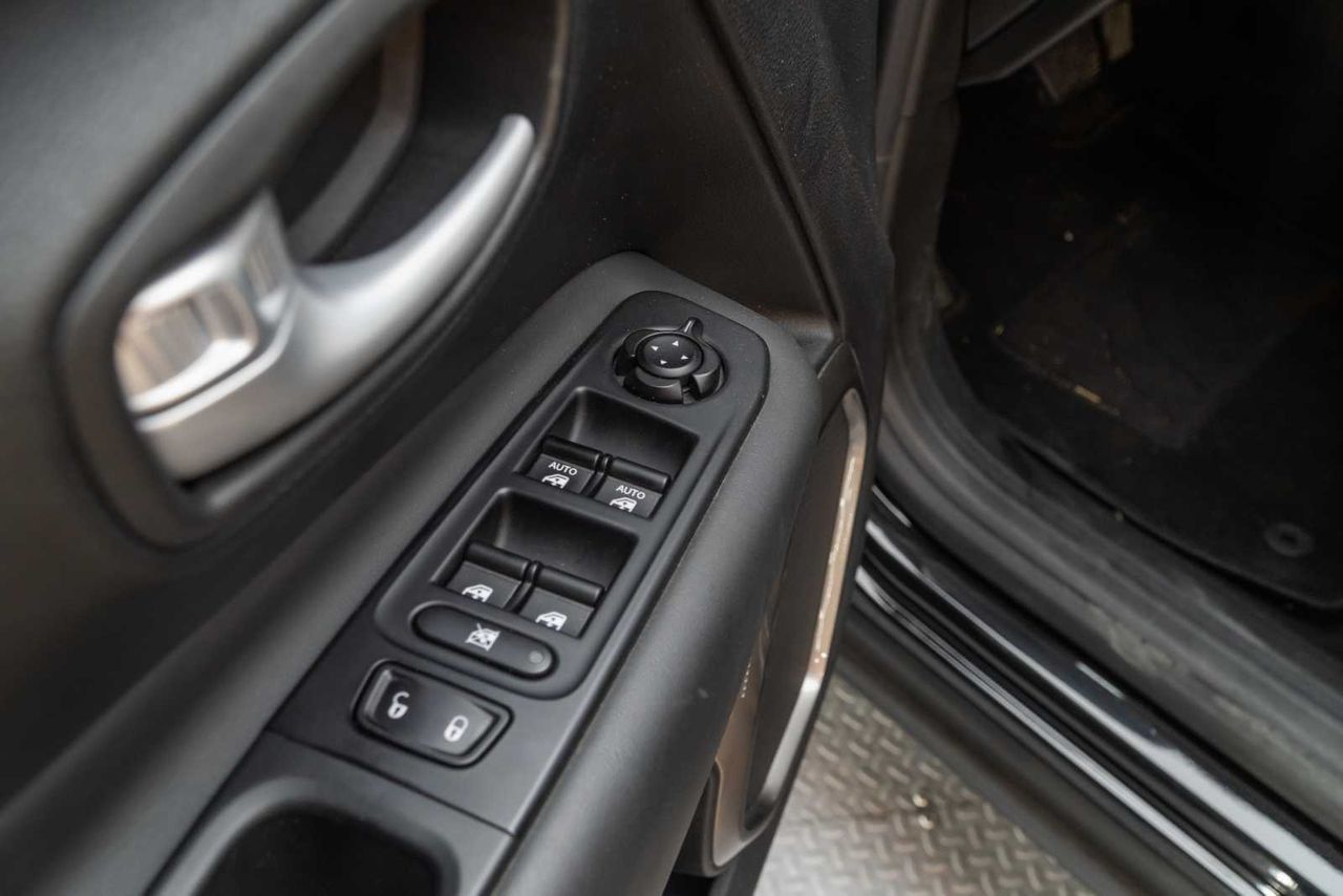 Jeep Renegade eHybrid 1.5 96kW(130CV) Limited ATX  - Foto 16