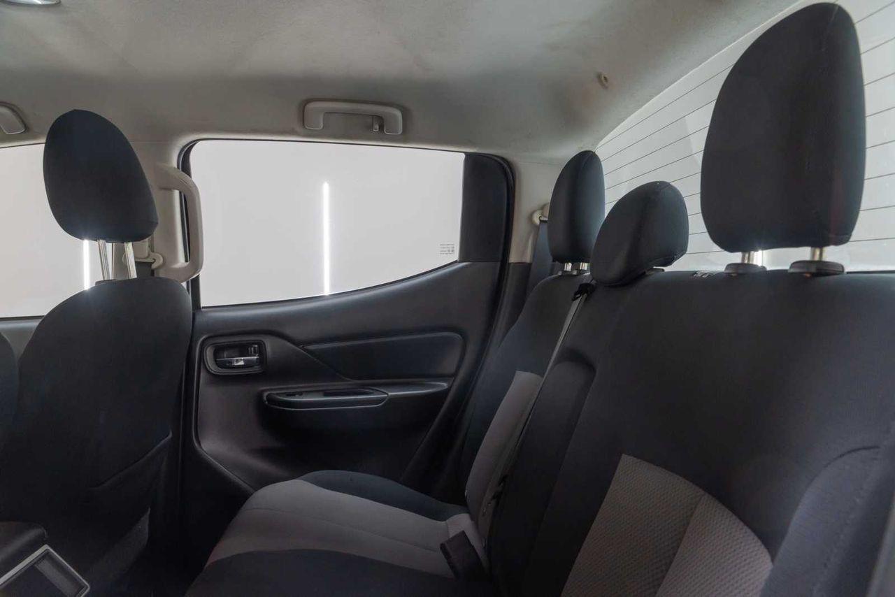Mitsubishi L200 pickup doble cabina d/c 220 di-d m-pro  - Foto 20