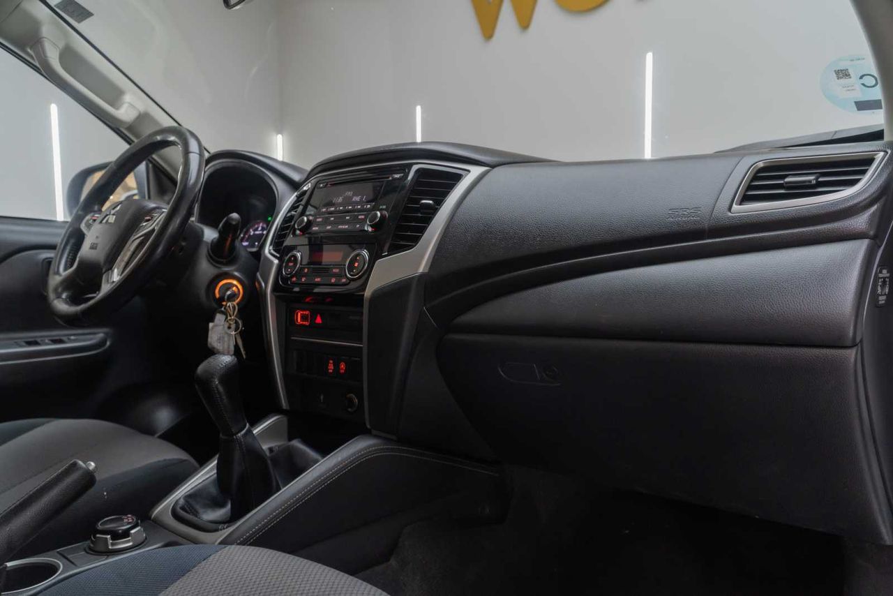 Mitsubishi L200 pickup doble cabina d/c 220 di-d m-pro  - Foto 24