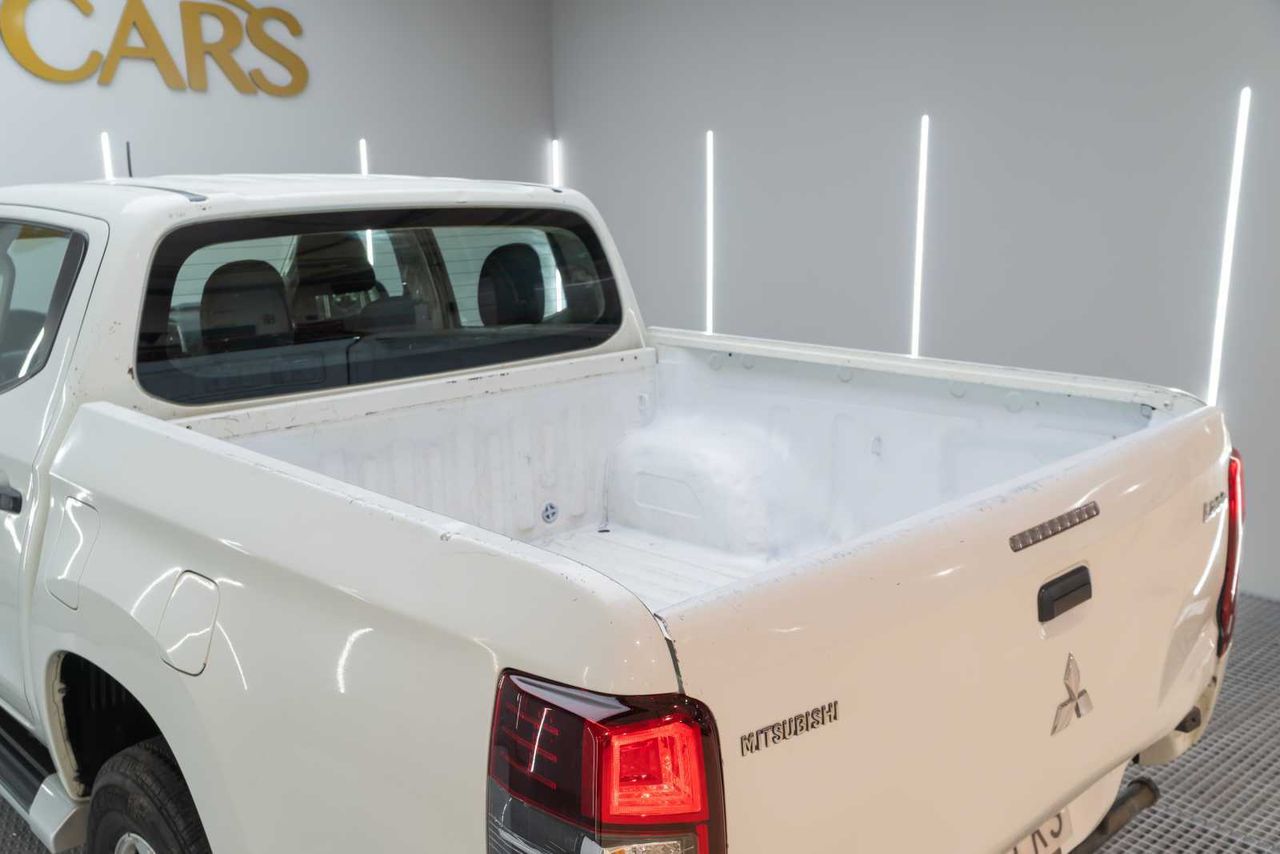Mitsubishi L200 pickup doble cabina d/c 220 di-d m-pro  - Foto 11