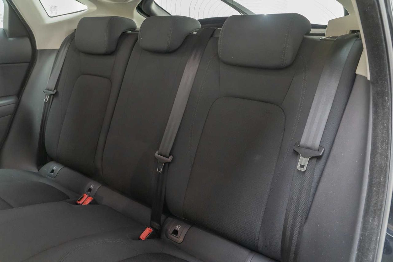 Jaguar E-Pace 2.0D 110kW 4WD  - Foto 20