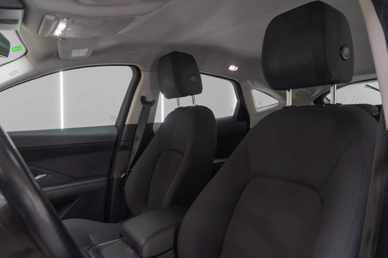 Jaguar E-Pace 2.0D 110kW 4WD  - Foto 19