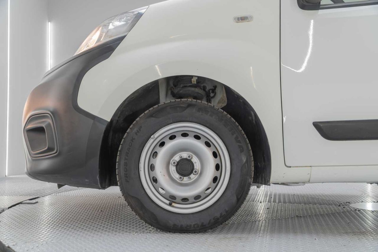 Fiat Fiorino  cargo base n1 1.3 mjet 59 kw (80  - Foto 21