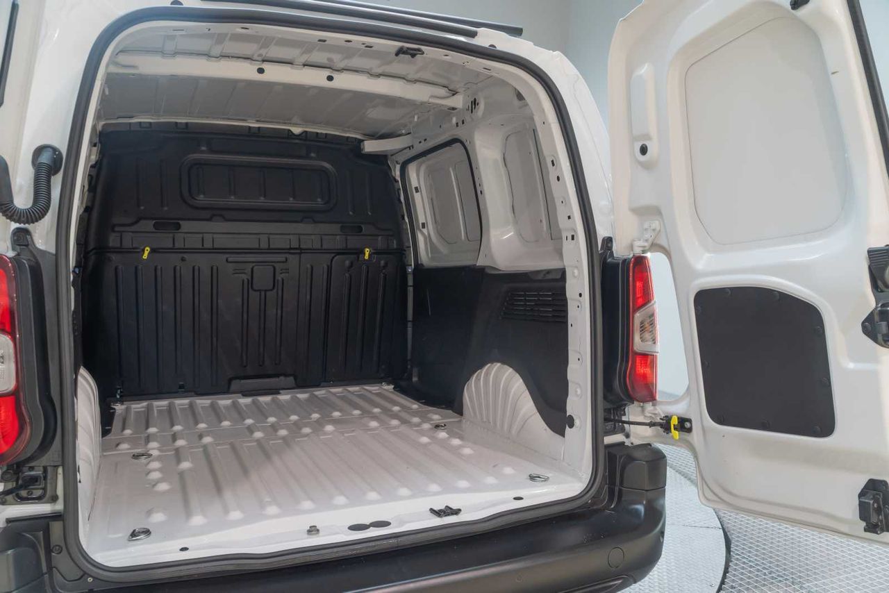 Opel Combo Cargo  cargo l 650kg diesel 1.5 100hp s&s - Foto 13
