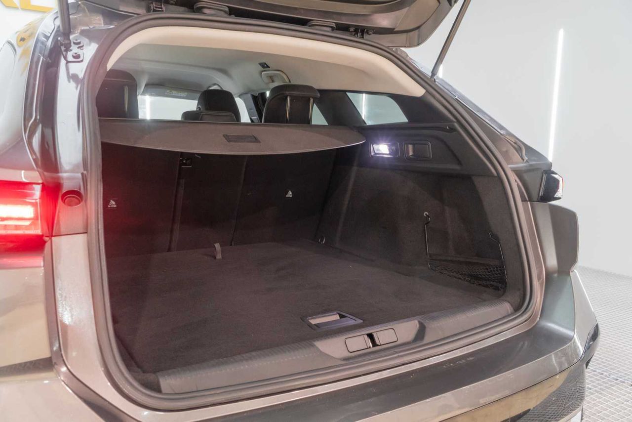 Peugeot 308 SW Allure BlueHDi 130 S&S EAT8  - Foto 11
