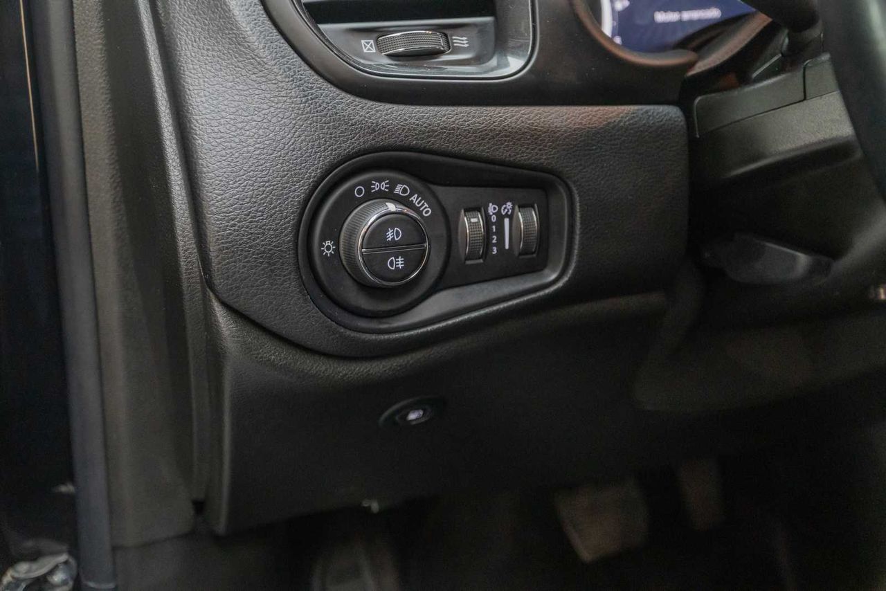 Jeep Renegade Limited 1.3 PHEV 140kW (190CV) AT AWD - Foto 18