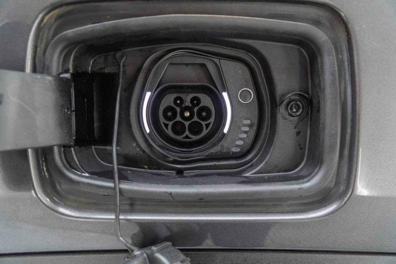 Jeep Renegade Limited 1.3 PHEV 140kW (190CV) AT AWD - Foto 12