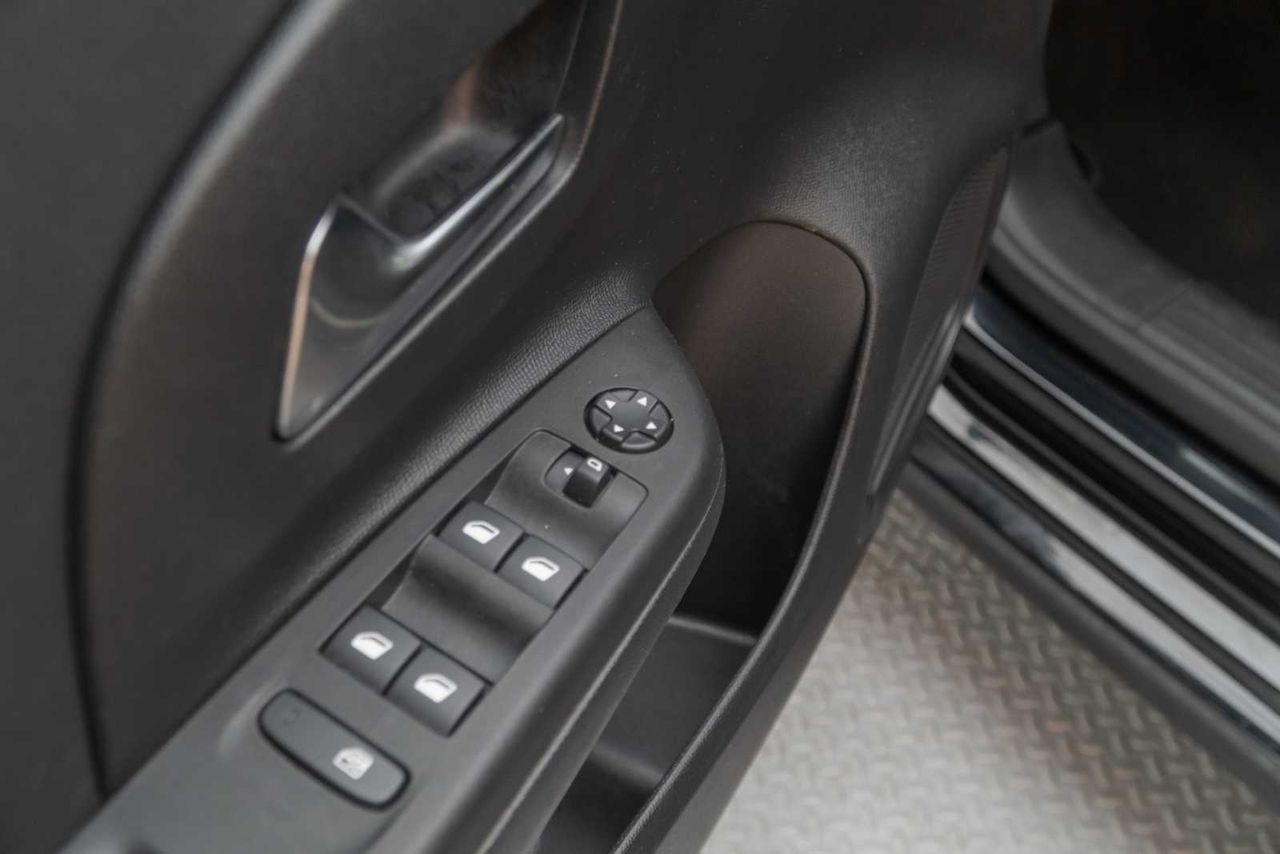 Opel Corsa 1.2T XHL 74kW (100CV) Edition  - Foto 14