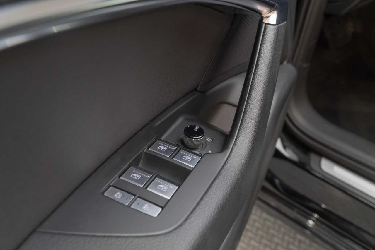 Audi A6 Design 40 TDI 150kW (204CV) S tronic  - Foto 17