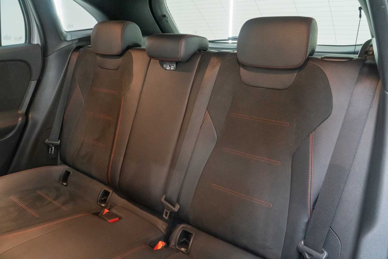 Mercedes GLA GLA 250 e - Foto 23