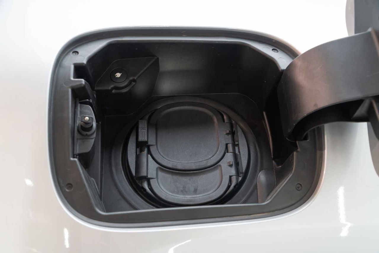 Mercedes GLA GLA 250 e - Foto 12