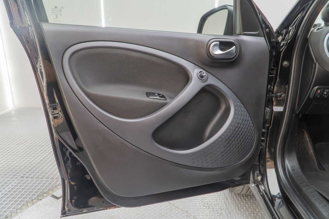 Smart Forfour 0.9 80kW (109CV) BRABUS - Foto 19
