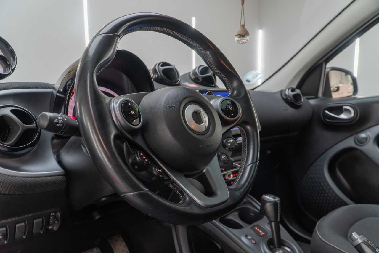 Smart Forfour 0.9 80kW (109CV) BRABUS - Foto 13