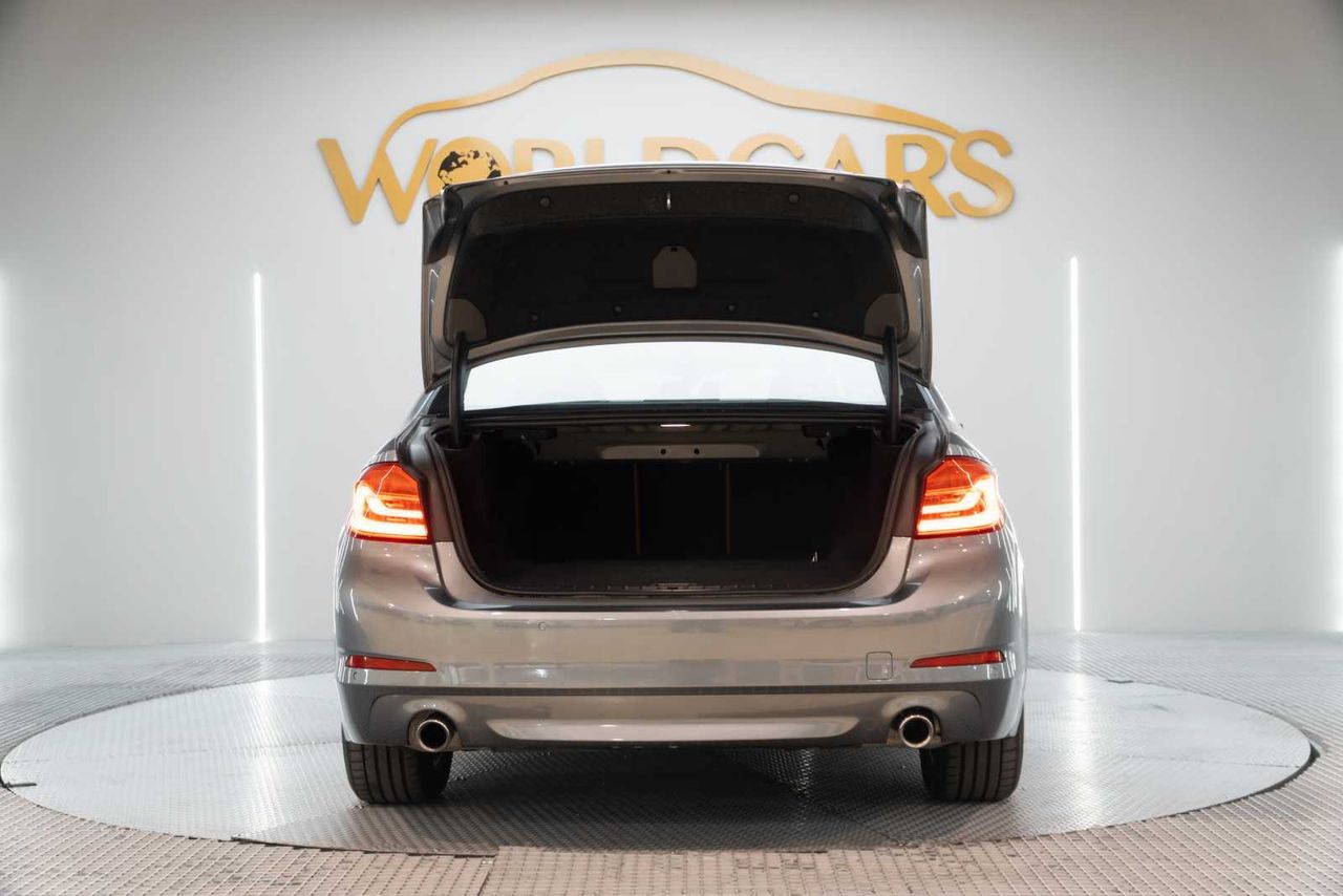 BMW Serie 5 530e iPerformance - Foto 10