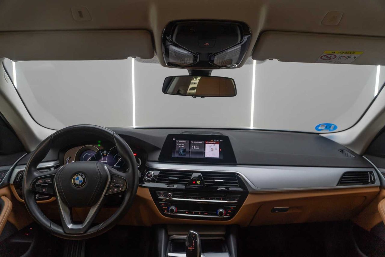 BMW Serie 5 530e iPerformance - Foto 22