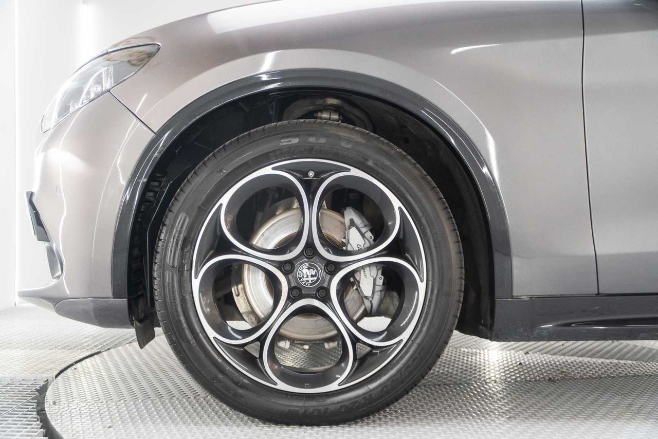 Alfa Romeo Stelvio 2.2 Diésel 154kW (210CV) Veloce Q4 - Foto 24