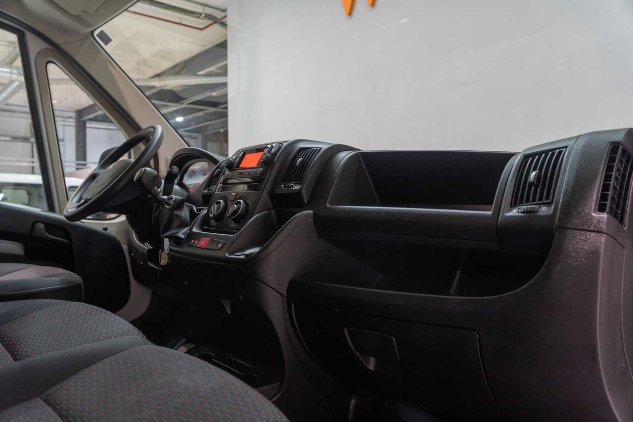 Peugeot Boxer  335 l3 h2 bhdi 103kw (140cv) s&s 6  - Foto 18