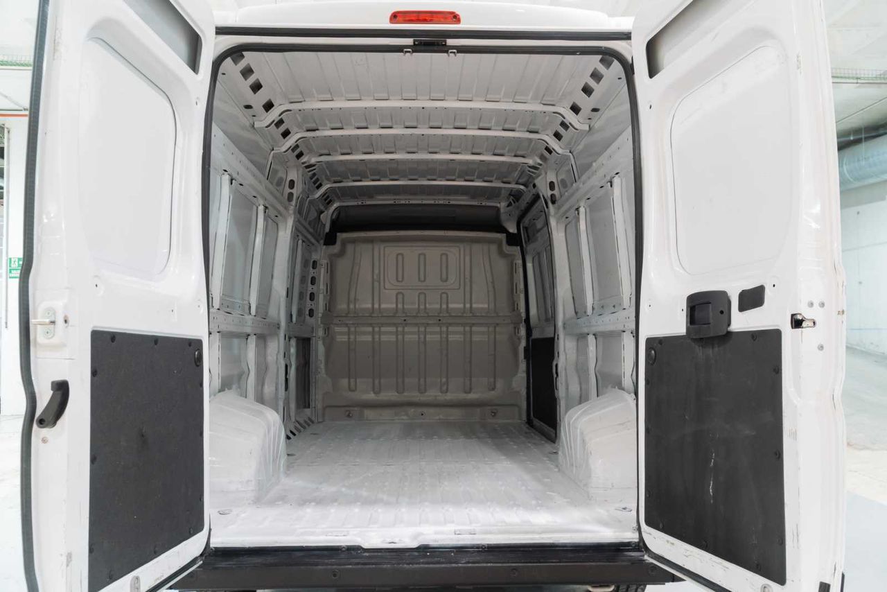 Peugeot Boxer  335 l3 h2 bhdi 103kw (140cv) s&s 6  - Foto 9