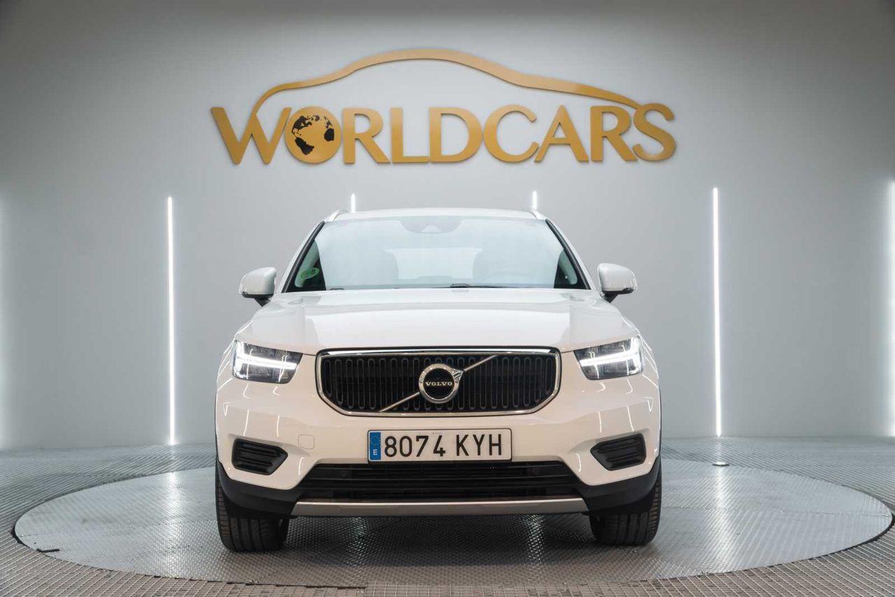 Volvo XC40 2.0 T4 AWD Momentum Auto  - Foto 3