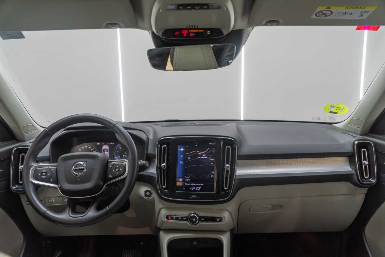 Volvo XC40 2.0 T4 AWD Momentum Auto  - Foto 21