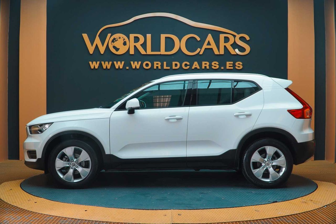 Volvo XC40 2.0 T4 AWD Momentum Auto  - Foto 8