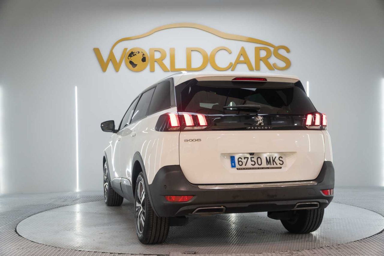 Peugeot 5008 1.2 PureTech 96KW S&S Allure Pack  - Foto 8
