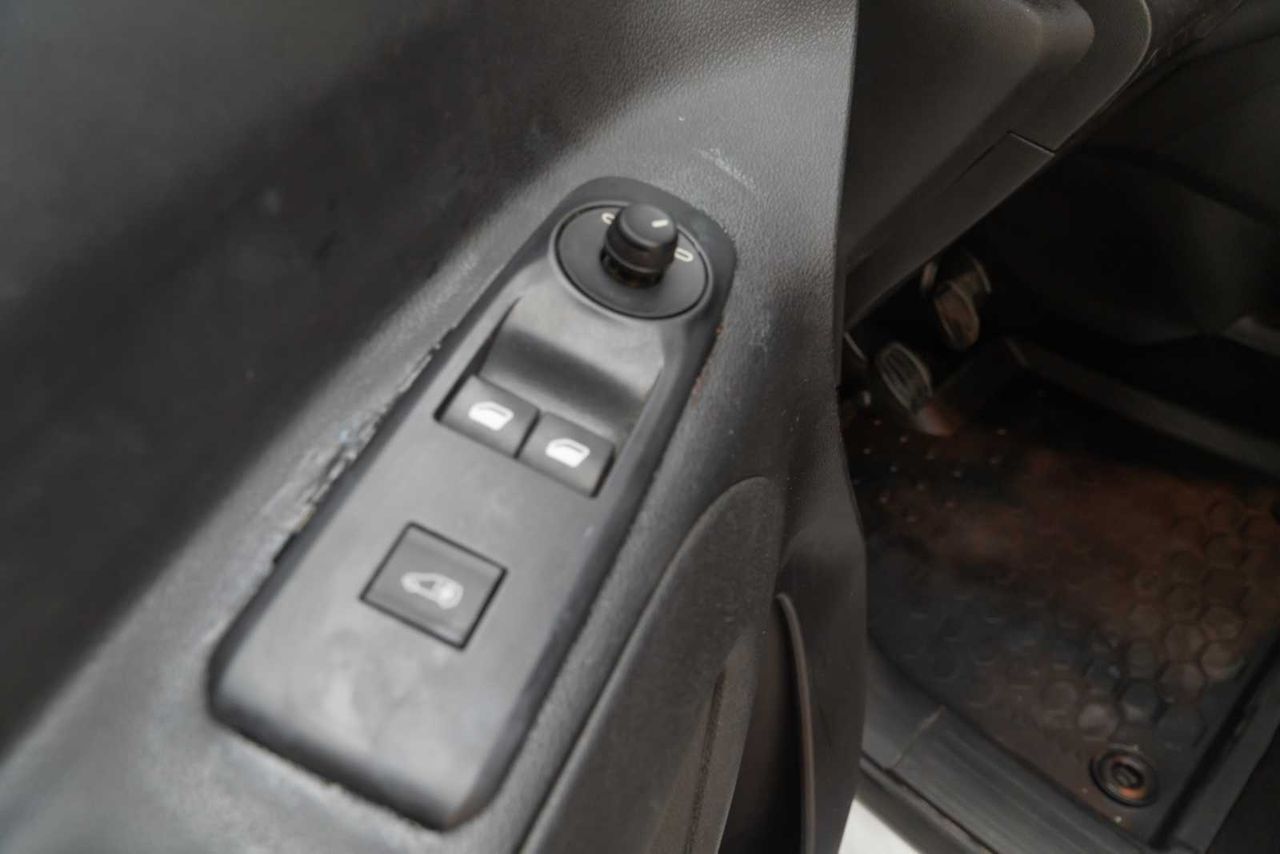 Opel Combo Cargo 1.5 td 75kw (100cv) express l h1 650kg  - Foto 17