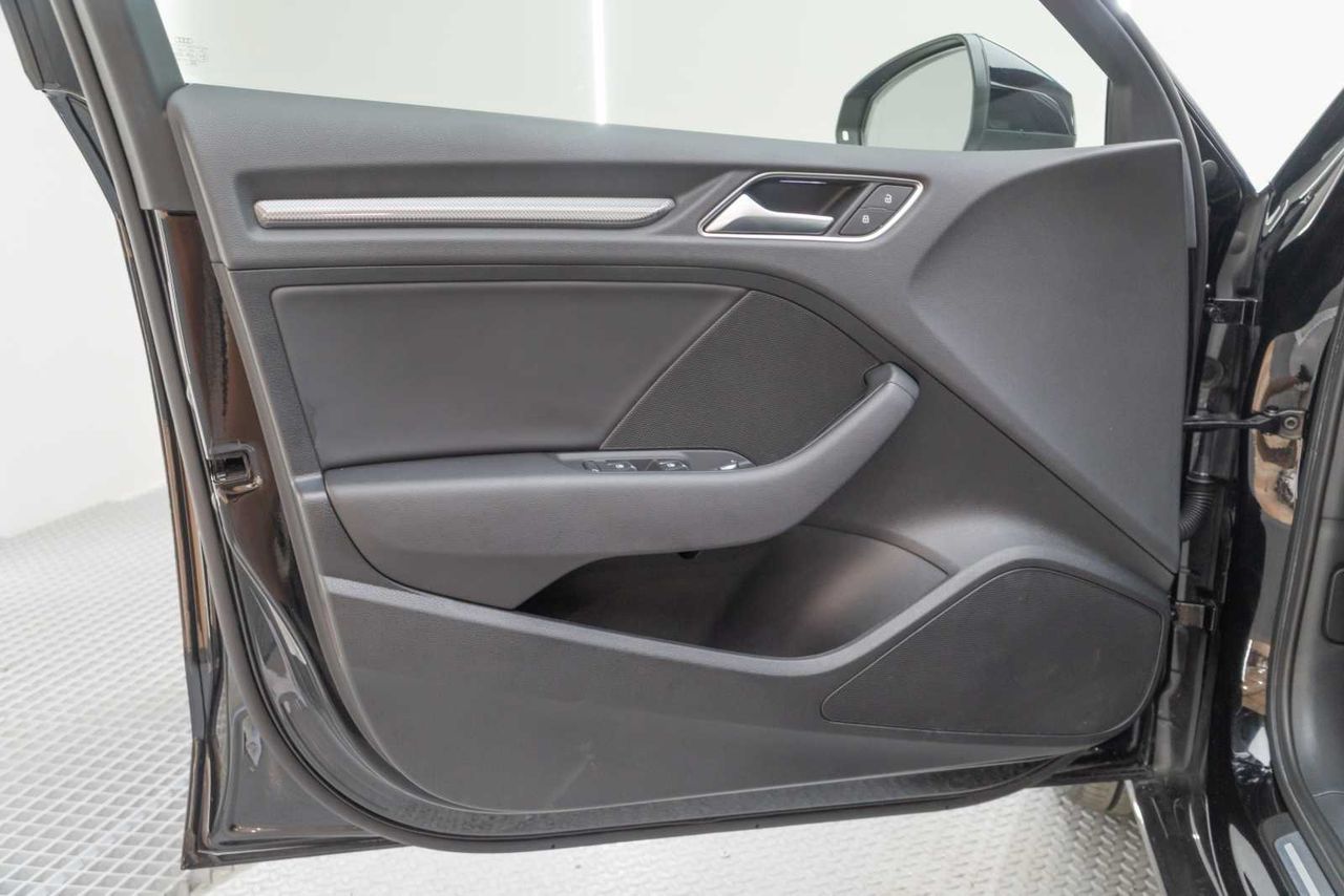 Audi A3 Sedan Design 35 TFSI 110kW S tronic  - Foto 17