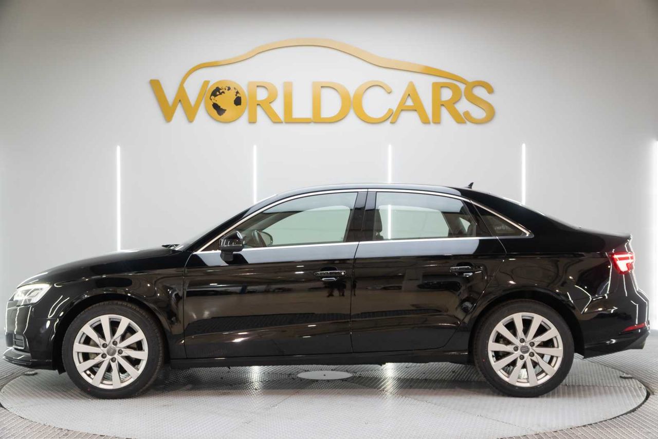 Audi A3 Sedan Design 35 TFSI 110kW S tronic  - Foto 9
