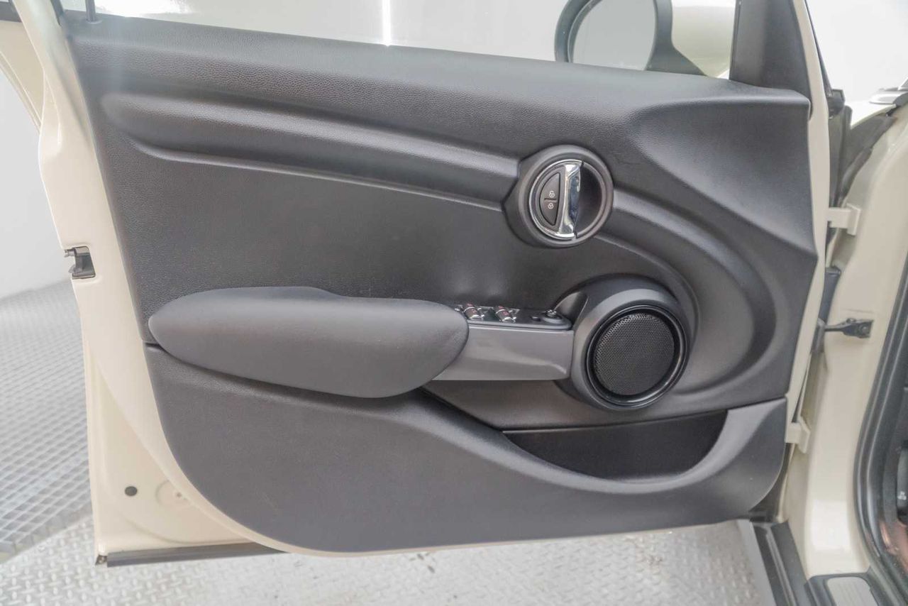 MINI Cooper ONE 5 PUERTAS  - Foto 18