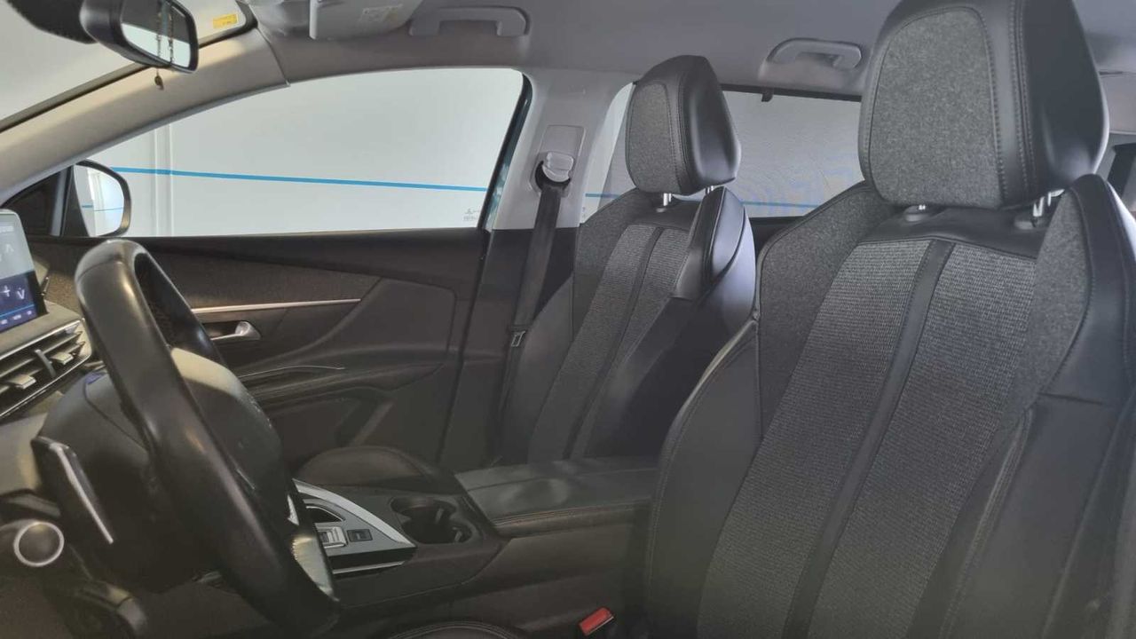 Peugeot 5008 Allure BlueHDi 96kW (130CV) S&S EAT8 - Foto 24