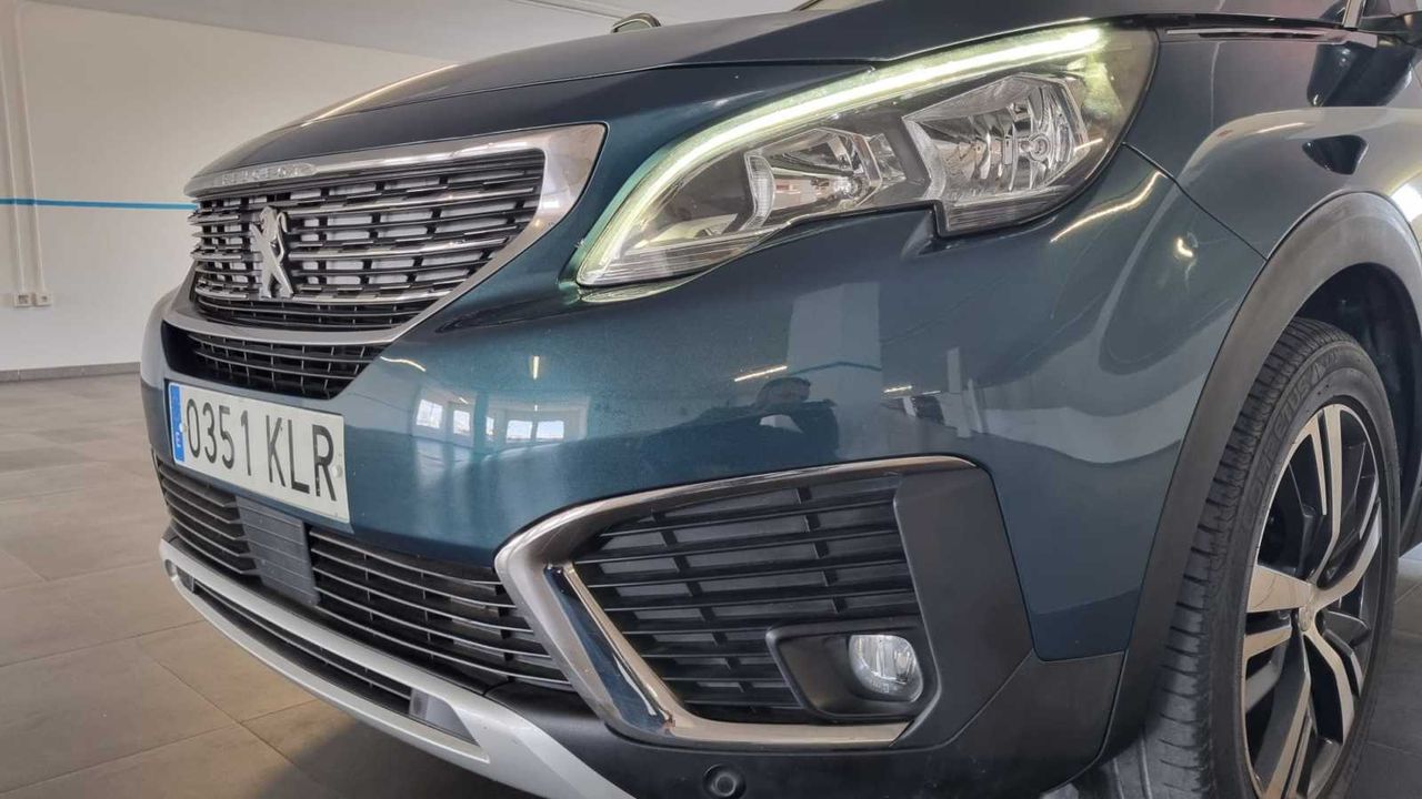Peugeot 5008 Allure BlueHDi 96kW (130CV) S&S EAT8 - Foto 25