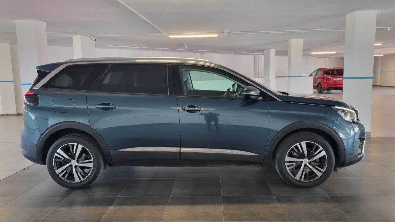 Peugeot 5008 Allure BlueHDi 96kW (130CV) S&S EAT8 - Foto 4
