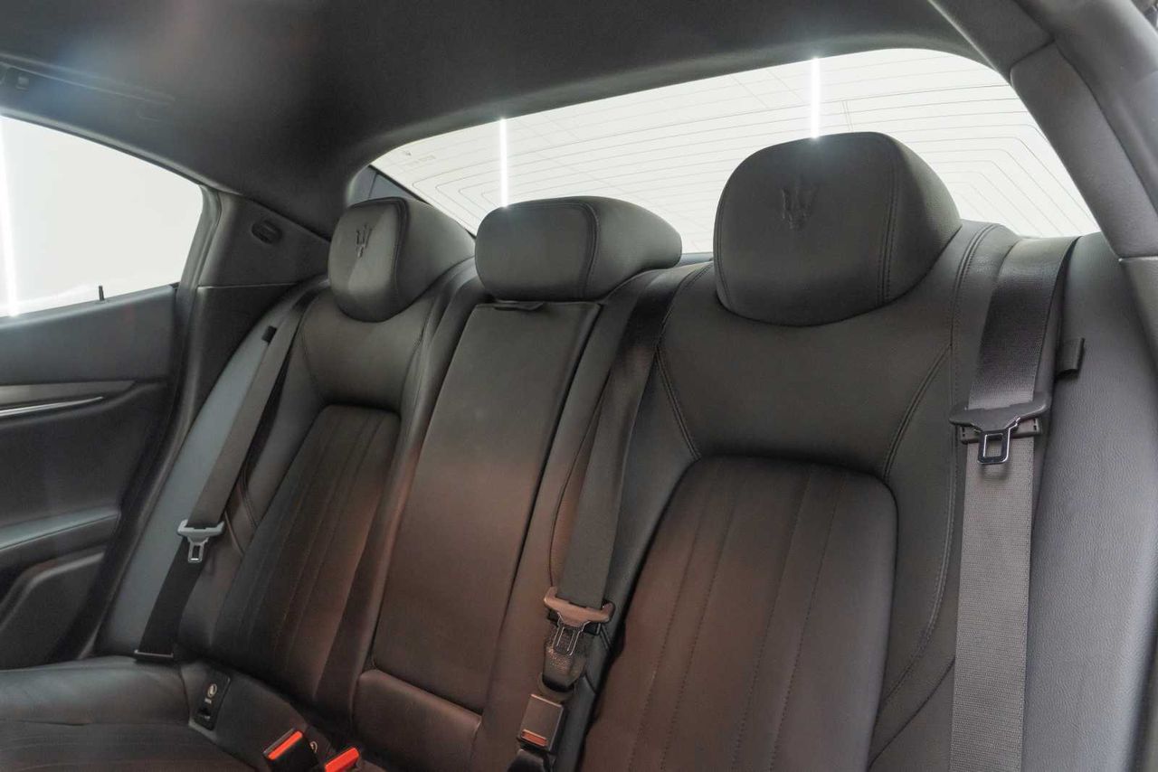 Maserati Ghibli GT Ultima L4 330CV Hybrid-Gasolina RWD  - Foto 21