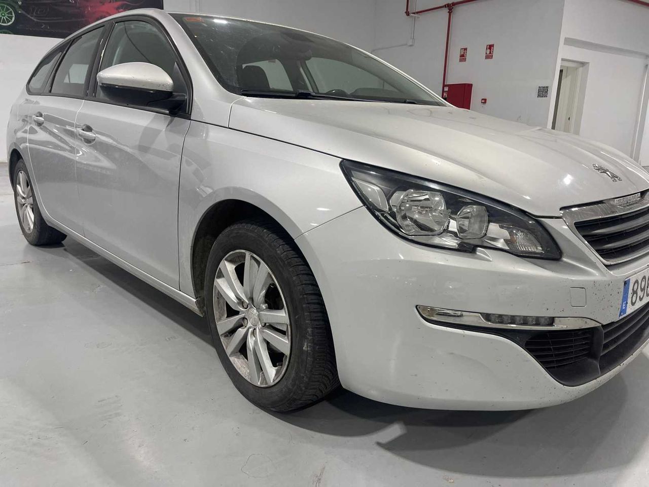 Peugeot 308 SW Access 1.6 BlueHDI 73KW (100CV) - Foto 7