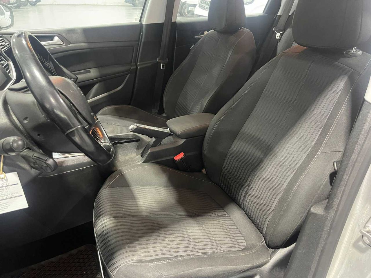 Peugeot 308 SW Access 1.6 BlueHDI 73KW (100CV) - Foto 10
