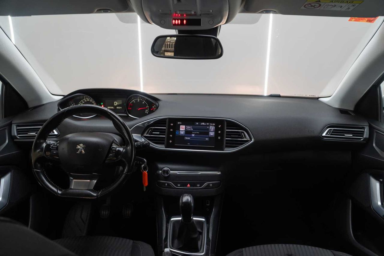 Peugeot 308 SW Access 1.6 BlueHDI 73KW (100CV) - Foto 19