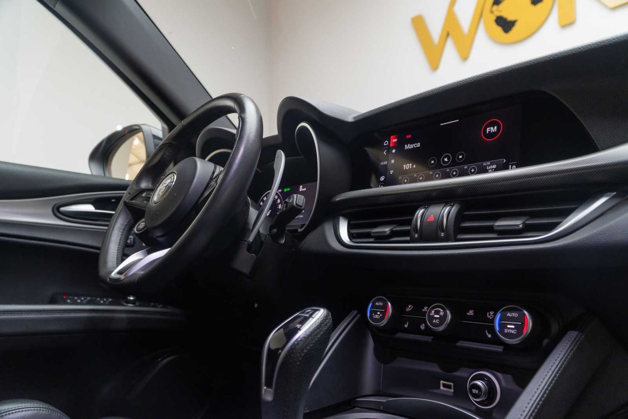Alfa Romeo Stelvio 2.2 Diésel 154kW (210CV) Veloce Q4 - Foto 22