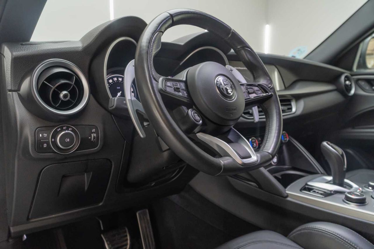 Alfa Romeo Stelvio 2.2 Diésel 154kW (210CV) Veloce Q4 - Foto 13