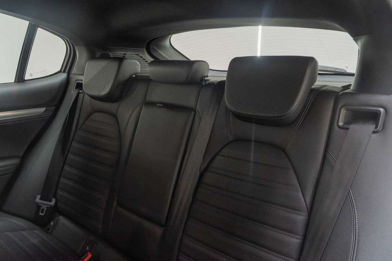 Alfa Romeo Stelvio 2.2 Diésel 154kW (210CV) Veloce Q4 - Foto 21