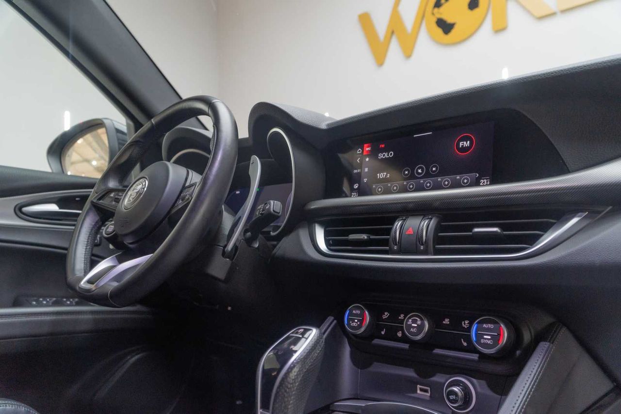 Alfa Romeo Stelvio 2.2 Diésel 154kW (210CV) Veloce Q4 - Foto 23