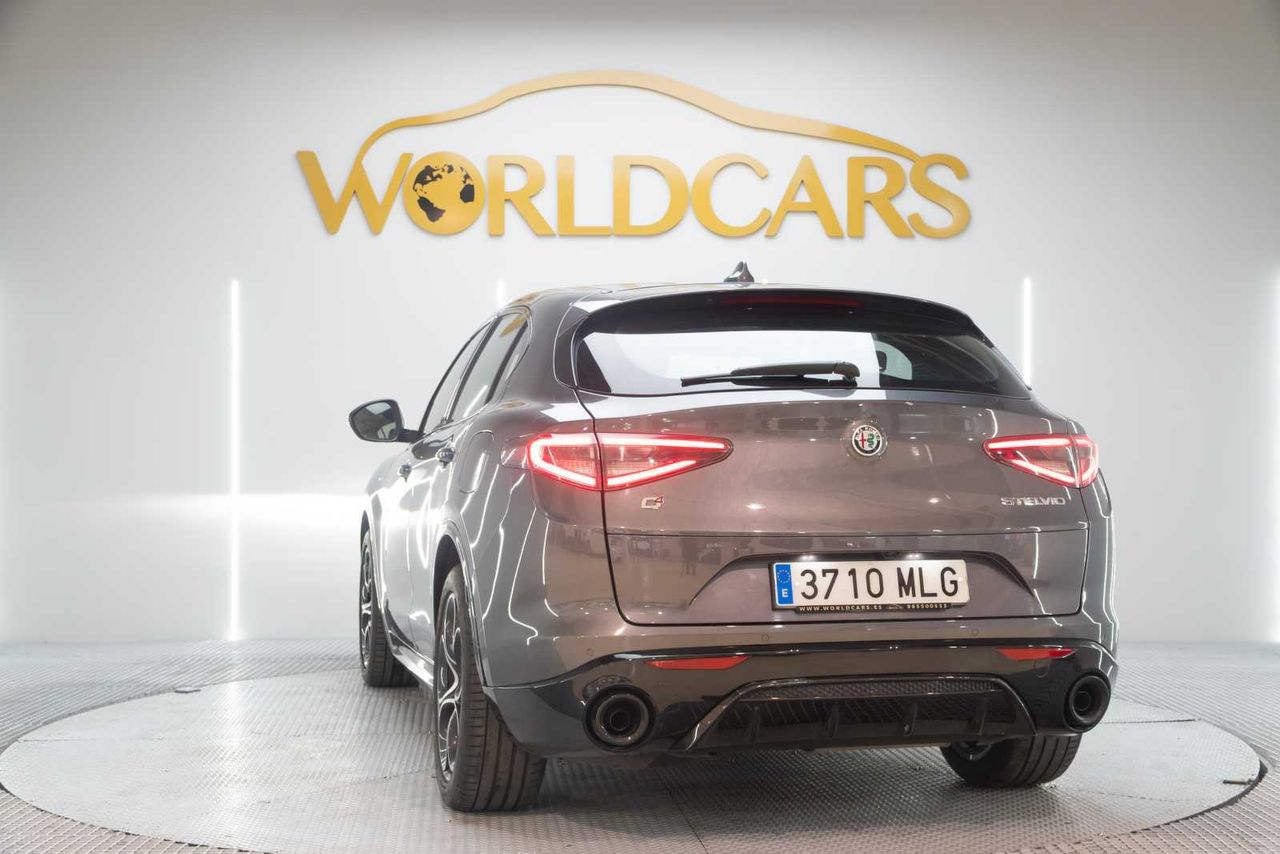 Alfa Romeo Stelvio 2.2 Diésel 154kW (210CV) Veloce Q4 - Foto 8