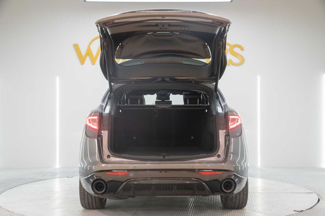 Alfa Romeo Stelvio 2.2 Diésel 154kW (210CV) Veloce Q4 - Foto 10
