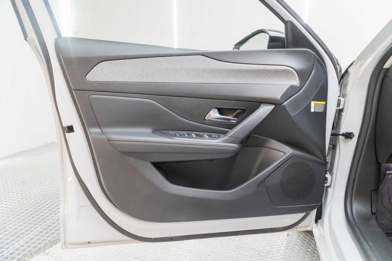 Peugeot 308 5P Allure PureTech 130 S&S MAN - Foto 17