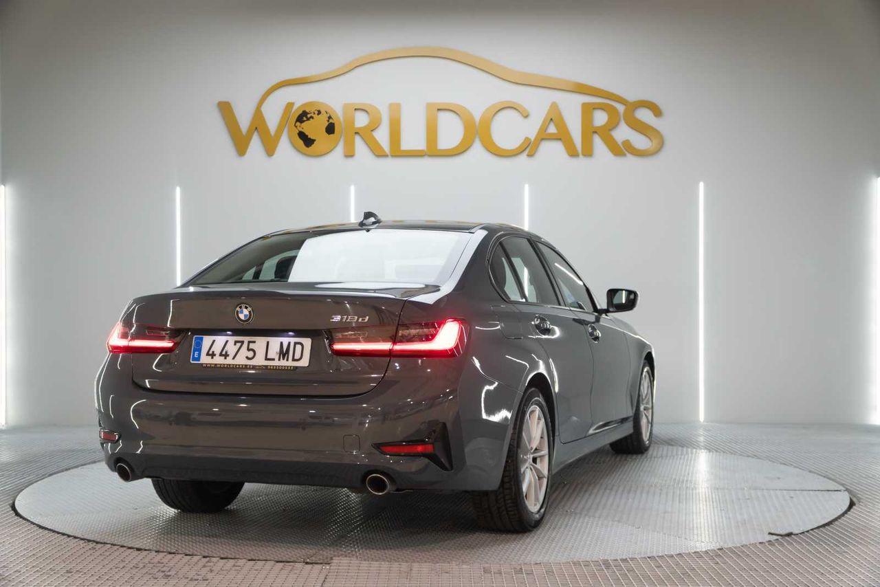 BMW Serie 3 318d Auto.  - Foto 6