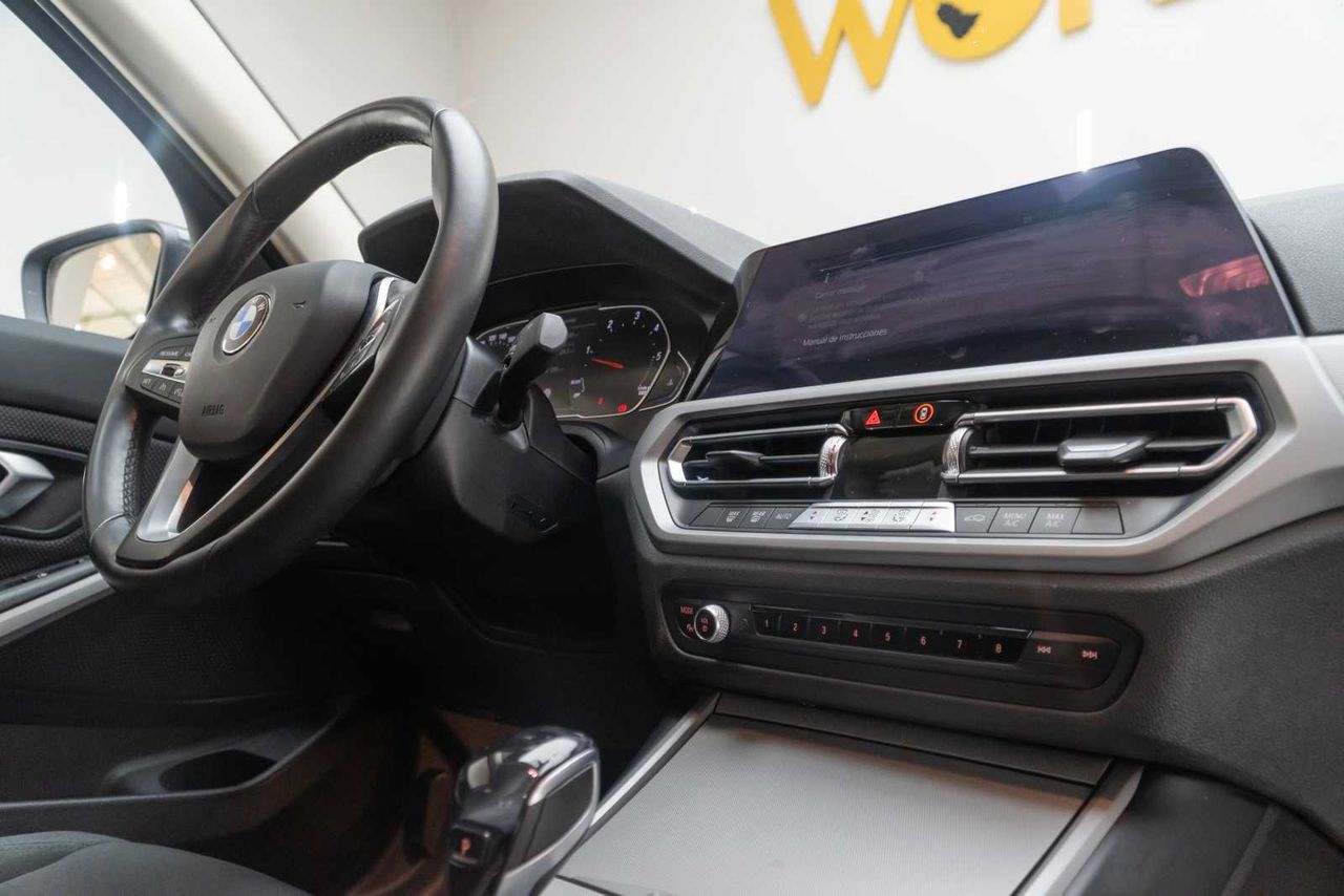 BMW Serie 3 318d Auto.  - Foto 22